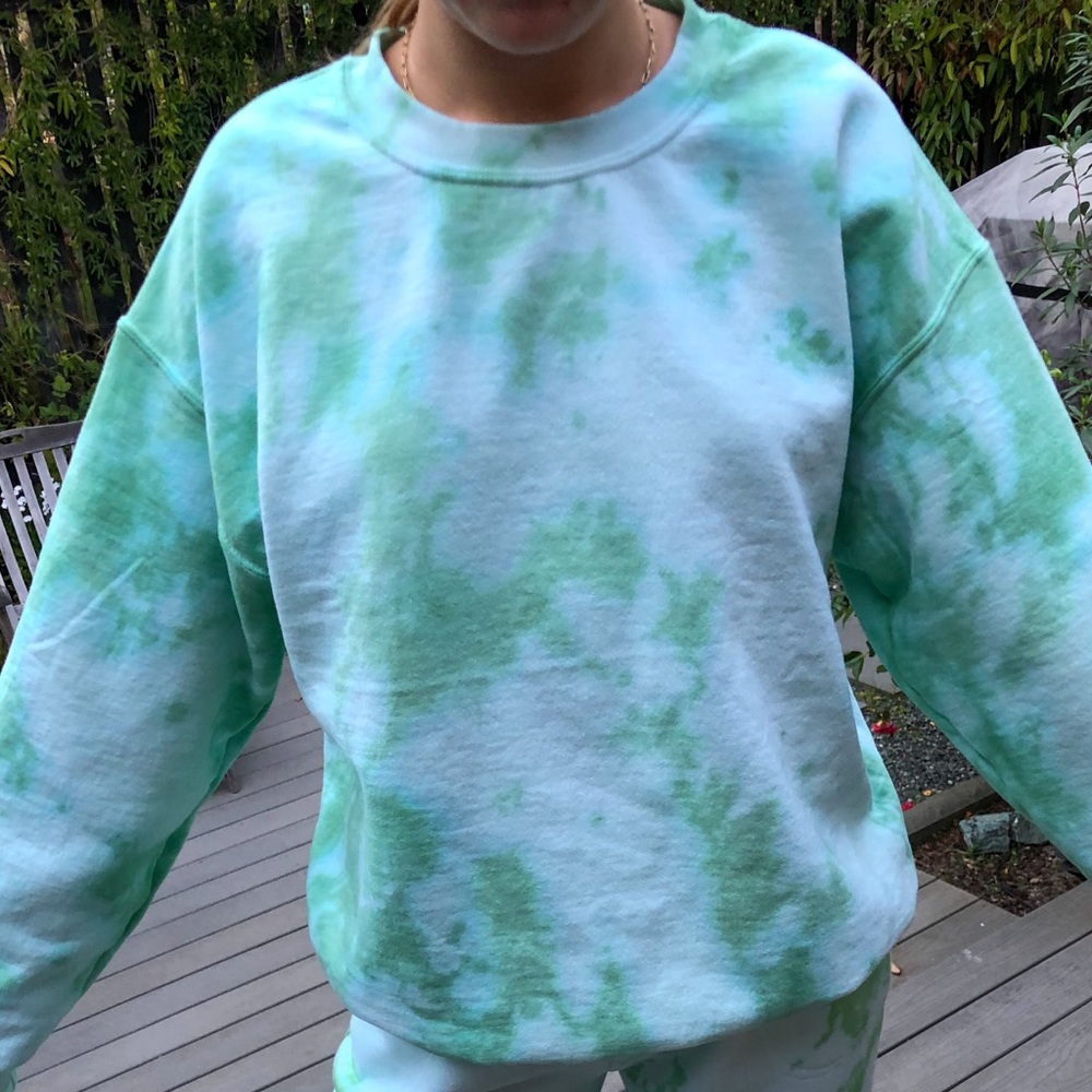 Green tie dye crewneck only!